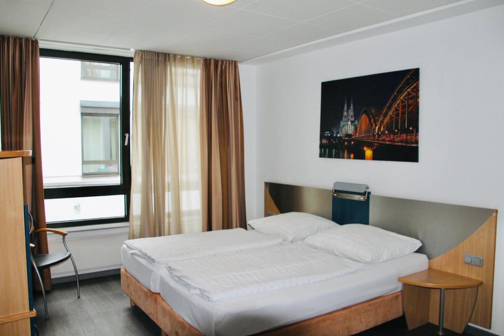 Opera Hotel Koeln Экстерьер фото